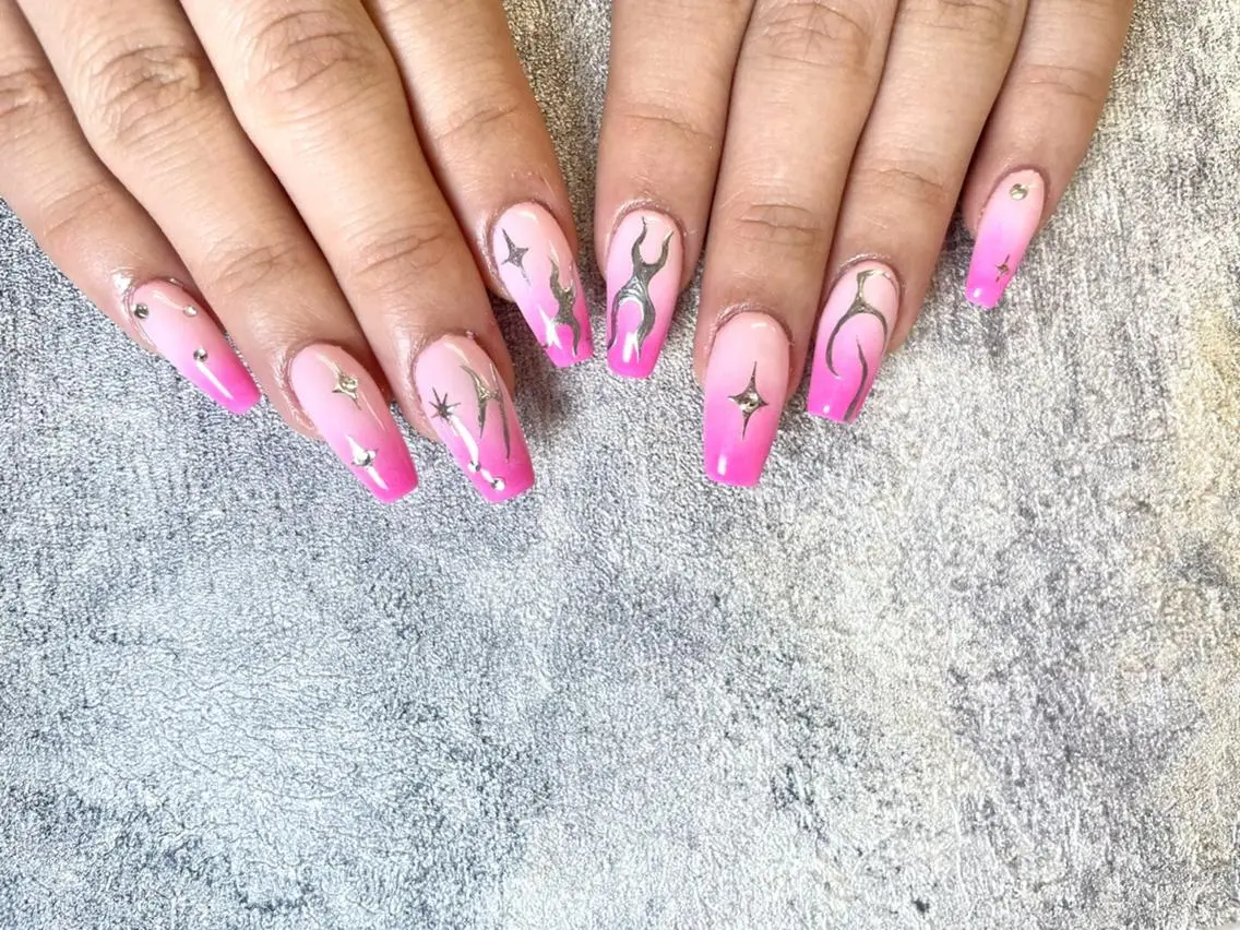 ネイル モデル募集Coco Nailのネイルデザイン