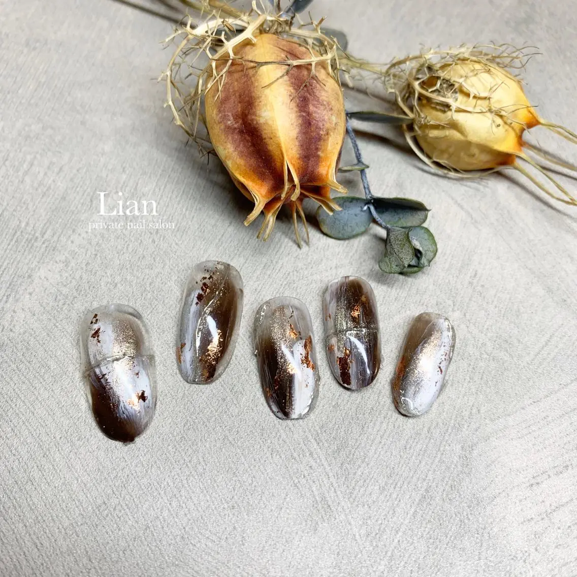ネイル ブラウン ニュアンスネイル ネイルチップ nailsalon Lenoaのネイルデザイン