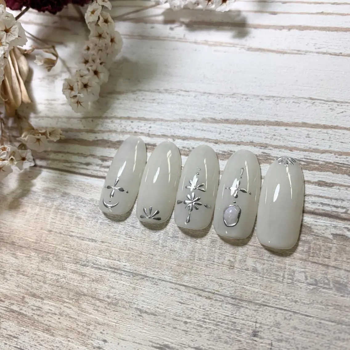 ネイル ハンドネイル FIORITURA aiのネイルデザイン