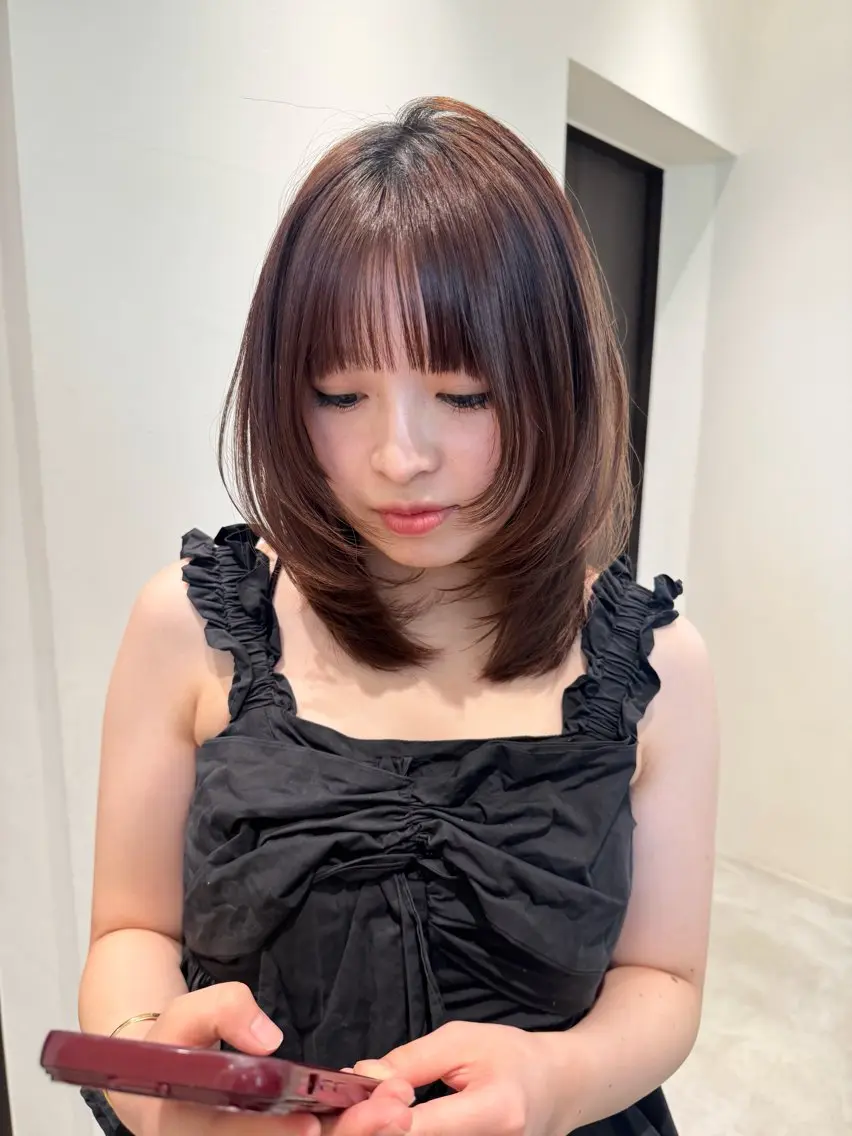 ロング レイヤーカット ハイトーン/透明感 カラー/レイヤーのヘアスタイル