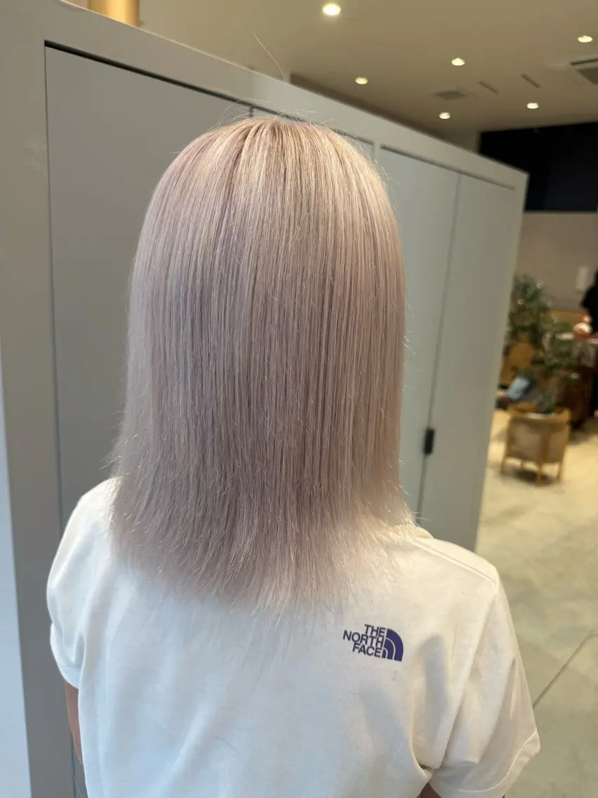 カラー ブリーチ ダブルカラー ヘアカラー 馬場 美咲のヘアスタイル