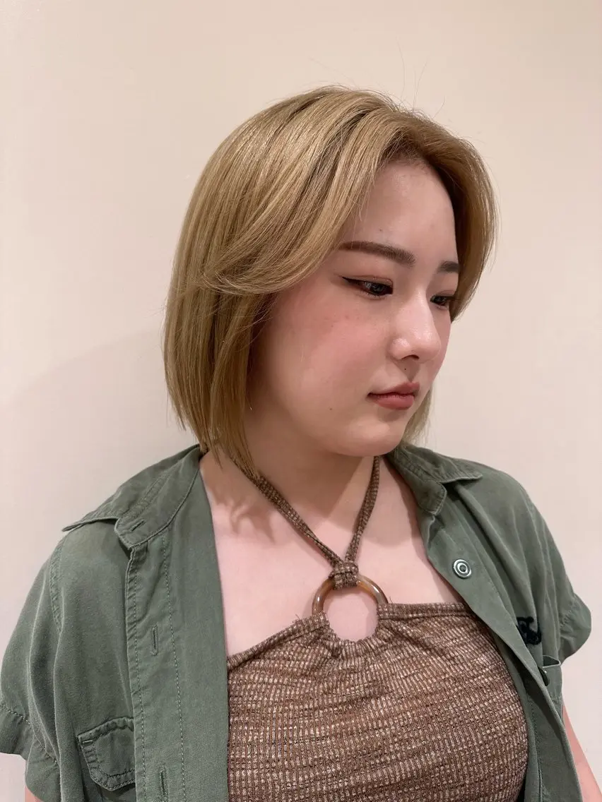 ショート カット 松下仁美 /ボブ顔周りレイヤーのヘアスタイル