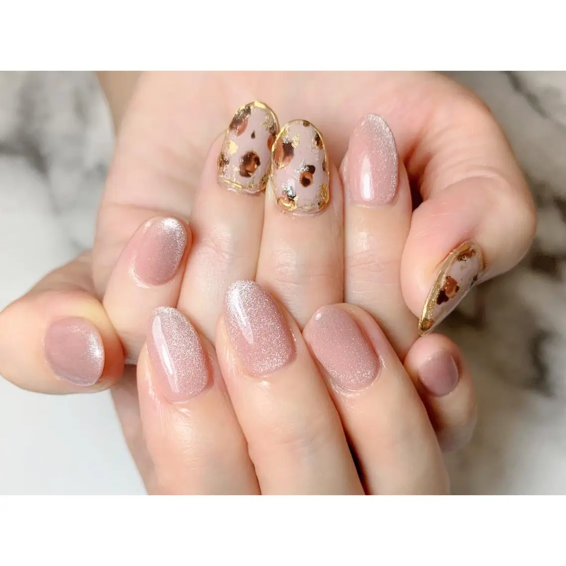 ネイル アニマル柄 マグネットネイル nailsalon maluriのネイルデザイン