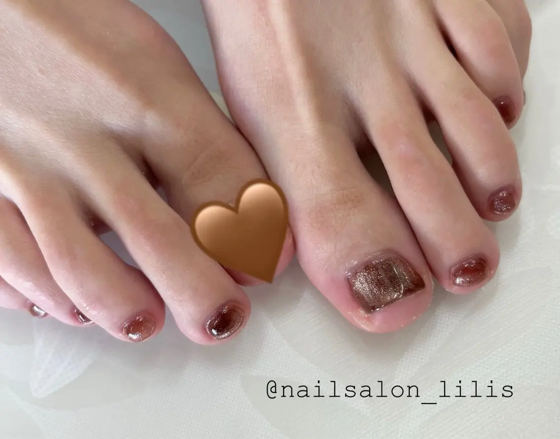 ネイル マグネットネイル nailsalon Lilisのネイルデザイン