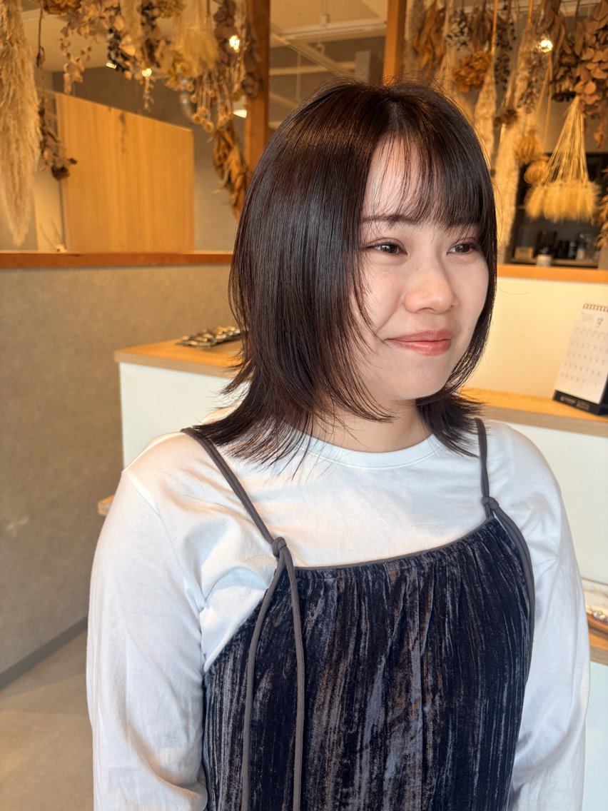 セミロング カット 古後 瑳有子のヘアスタイル