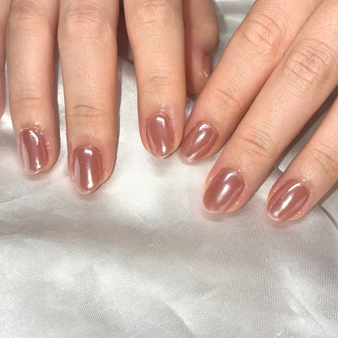 ネイル オーロラネイル ハンドネイル Nail ヌシん家 AKANEのネイルデザイン