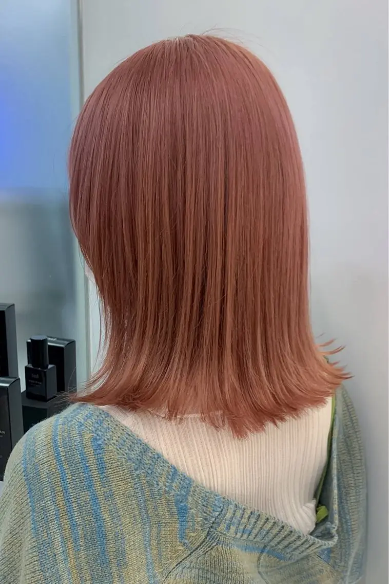 ミディアム カラー オレンジ ボブ 外ハネヘア Reina ♡のヘアスタイル