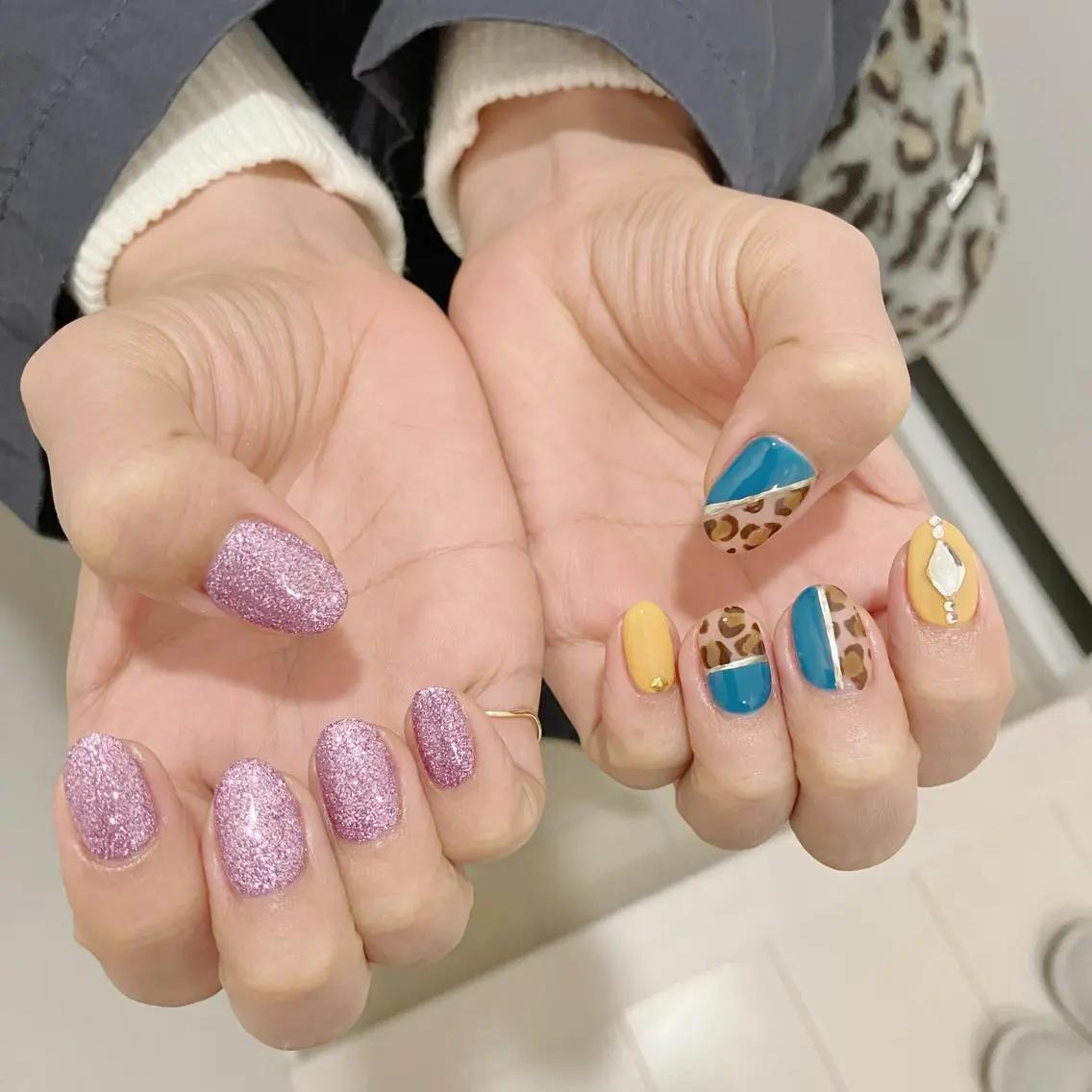 ネイル オーロラネイル フラッシュネイル 氷ネイル・うるうるネイル キラキラネイル 韓国ネイル ハンドネイル Amour baseのネイルデザイン