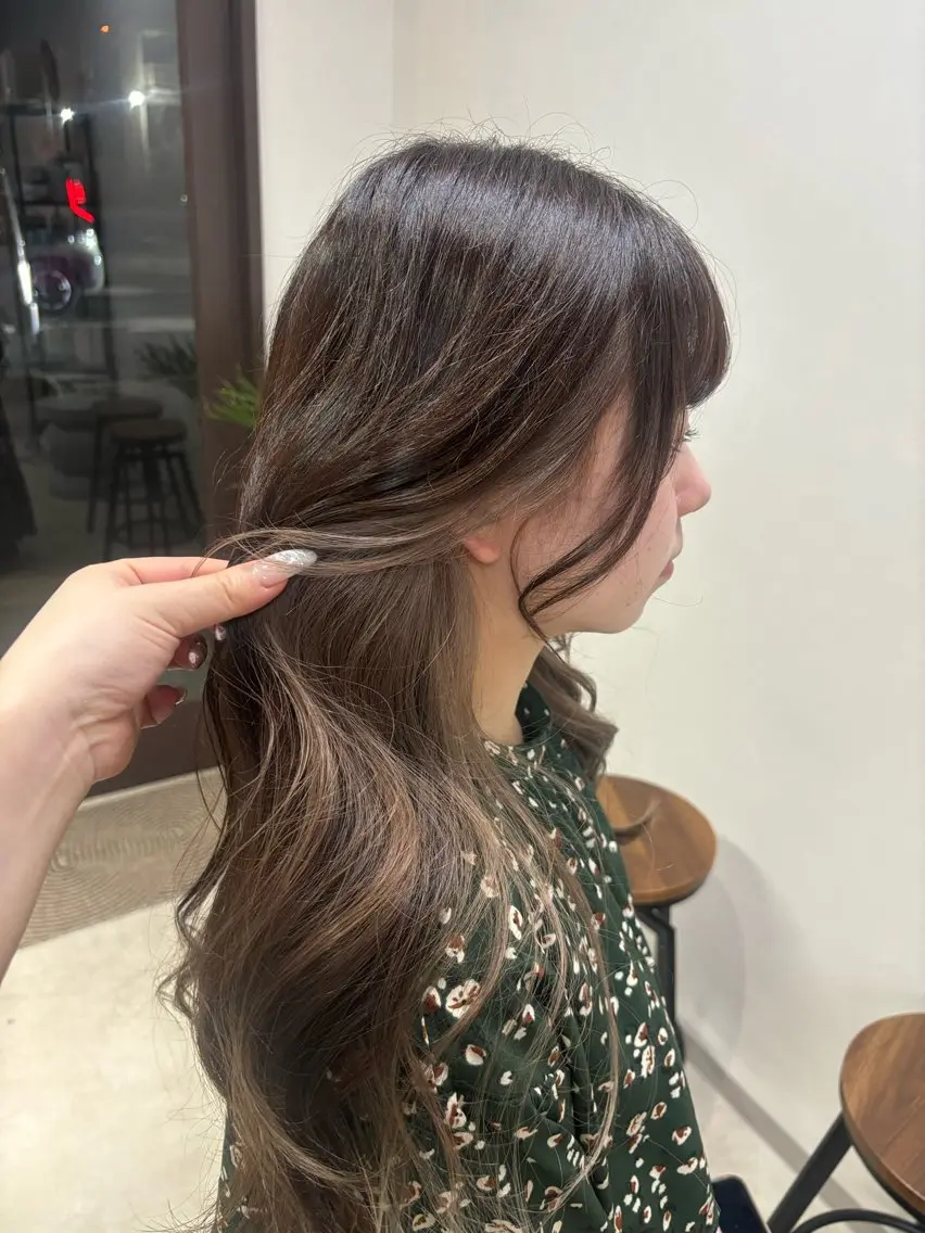 ロング カラー インナーカラー ヘアカラー 🐼 こゆきのヘアスタイル