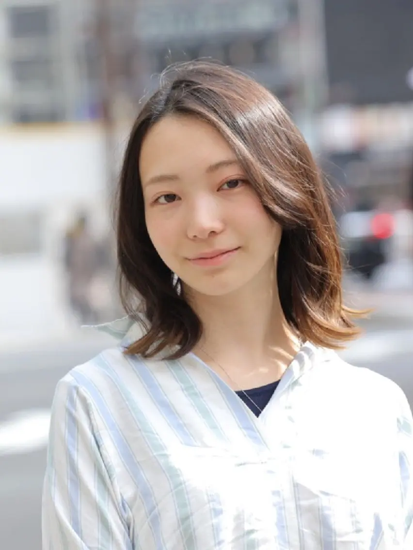 ミディアム ヘアアレンジ ❇️安達 優心❇️ レイヤー/艶髪特化のヘアスタイル