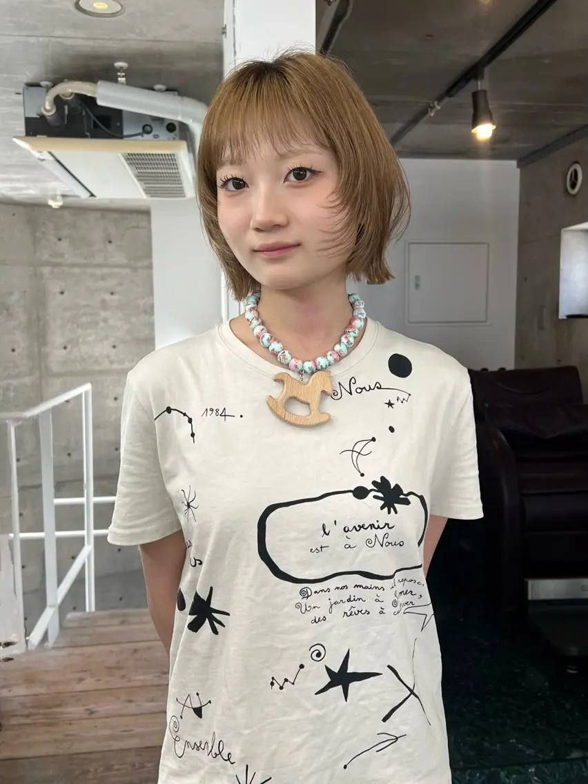 ショート nene 暖色/艶感カラー🥯のヘアスタイル