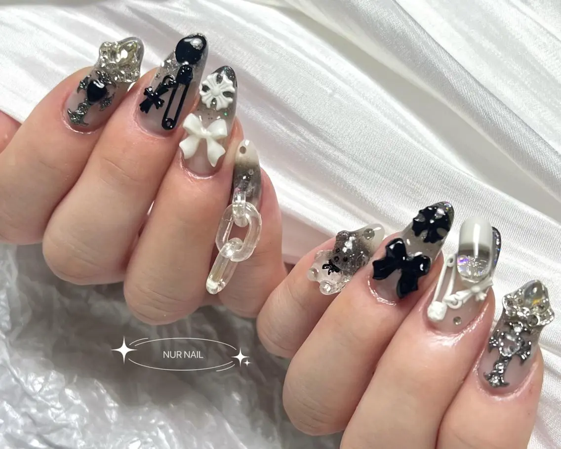 ネイル ハンドネイル 🫧NUR NAIL✨のネイルデザイン