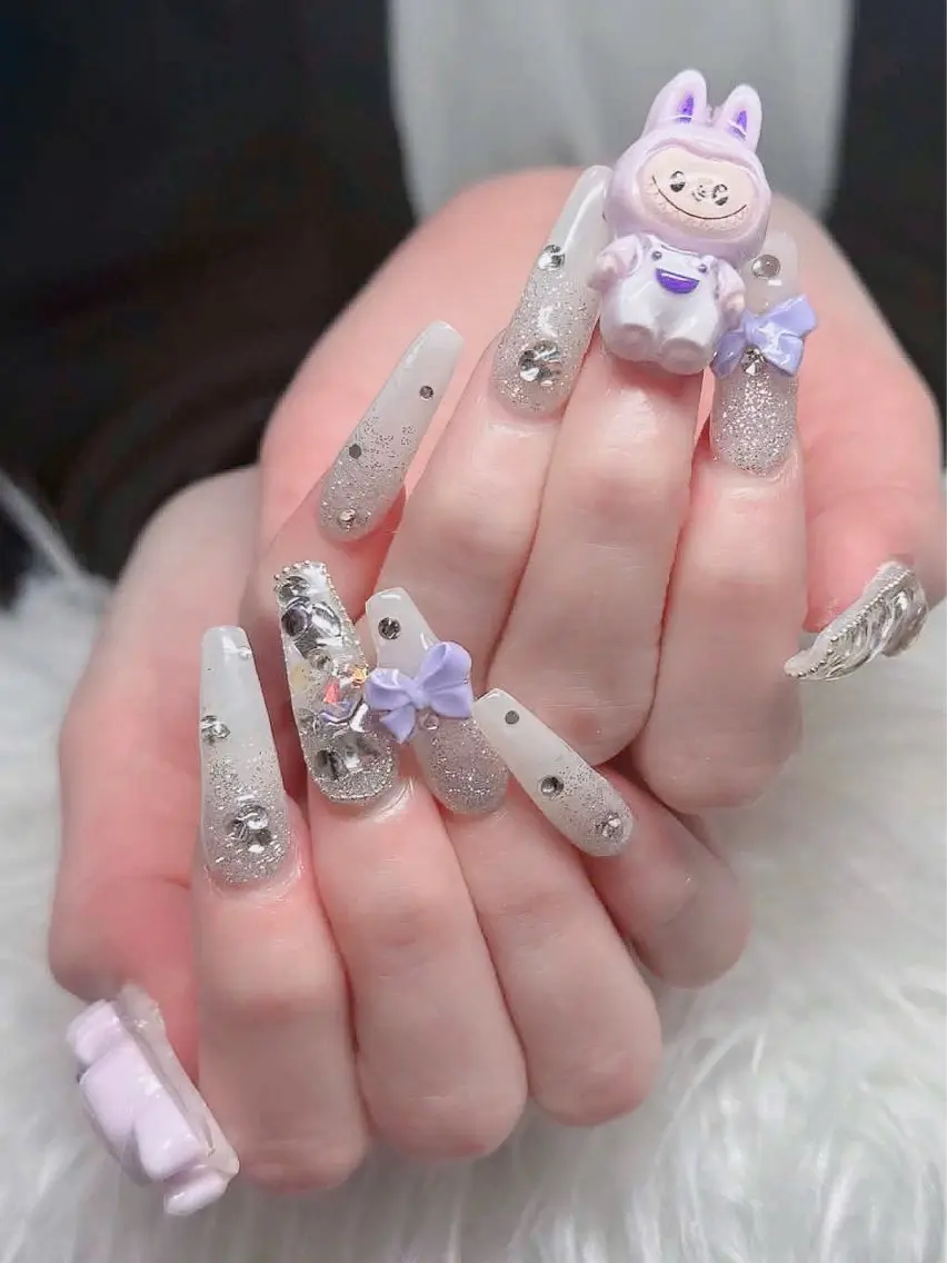 ネイル オーロラネイル フレンチネイル ジェルネイル ハロウィン 韓国ネイル ハンドネイル H.baby Nail Salonのネイルデザイン