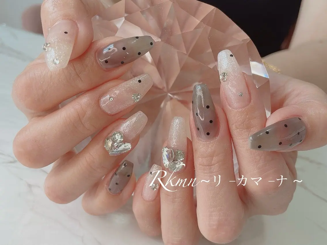 ネイル アートネイル ドット 春ネイル ハンドネイル フットネイル ハンドケア Rkmn ~リ-カマ-ナ~のネイルデザイン