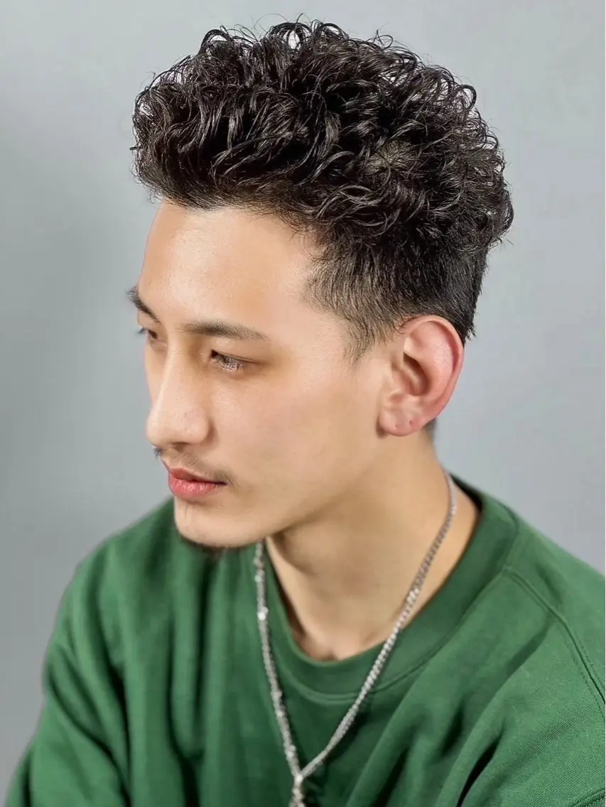 ショート パーマ ヘアアレンジ メンズ カット パーマ ⚡️メンズ特化⚡️ 倉林 隼大のヘアスタイル