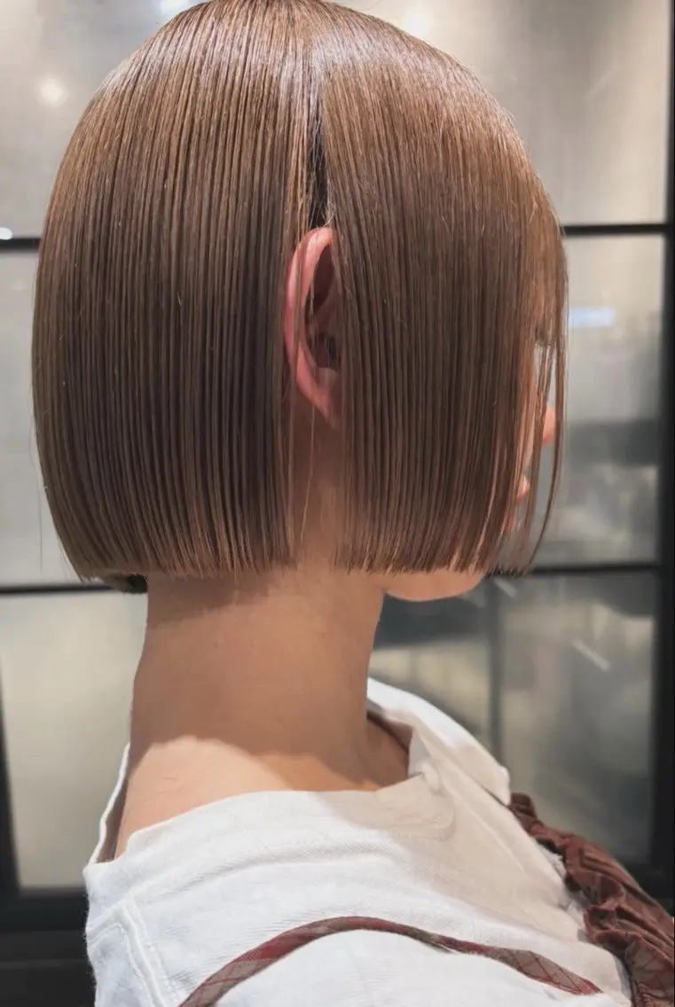 ショート カラー カット ヘアカラー トリートメント Juna✂️ レイヤー / ボブのヘアスタイル