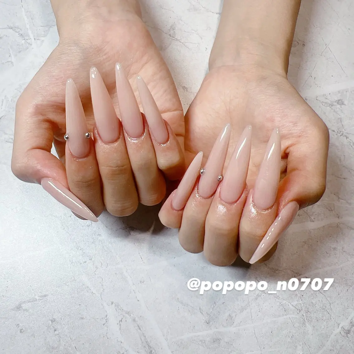 【オフなし】アクリルスカルプワンカラー＋ストーン10粒までの写真
