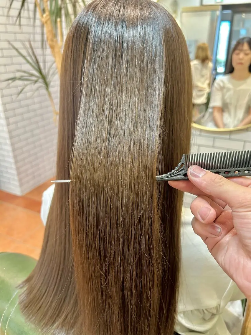ロング カラー カット ヘアカラー トリートメント 石井 佑樹のヘアスタイル