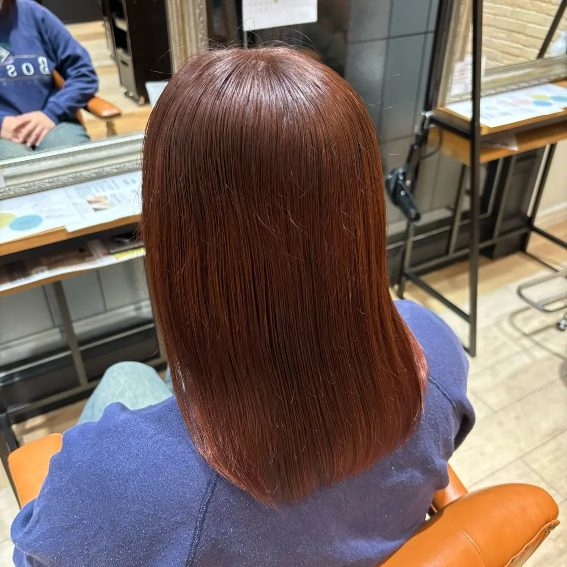 ミディアム オレンジブラウン みゆ/ カラーリスト🎀のヘアスタイル