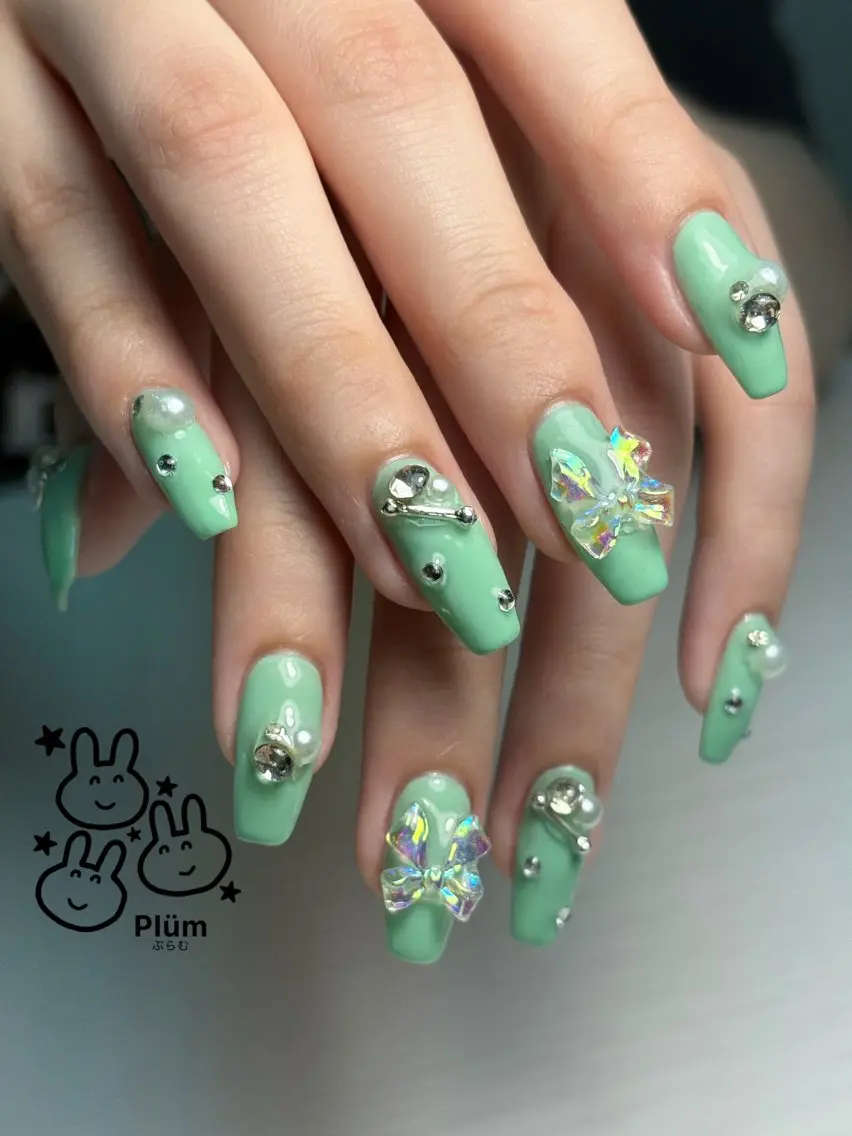 ネイル ハンドネイル Plüm 実李のネイルデザイン