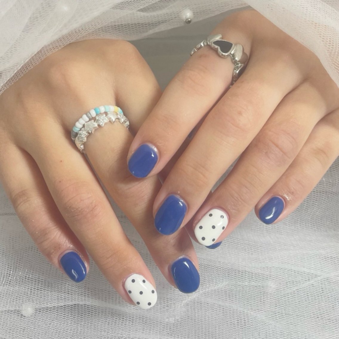 ネイル ブルー ドット ハンドネイル Chul Nail 愛莉のネイルデザイン