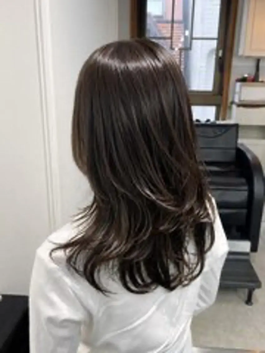 ロング カラー ヘアカラー トリートメント 💖透明感カラー💖 美優のヘアスタイル