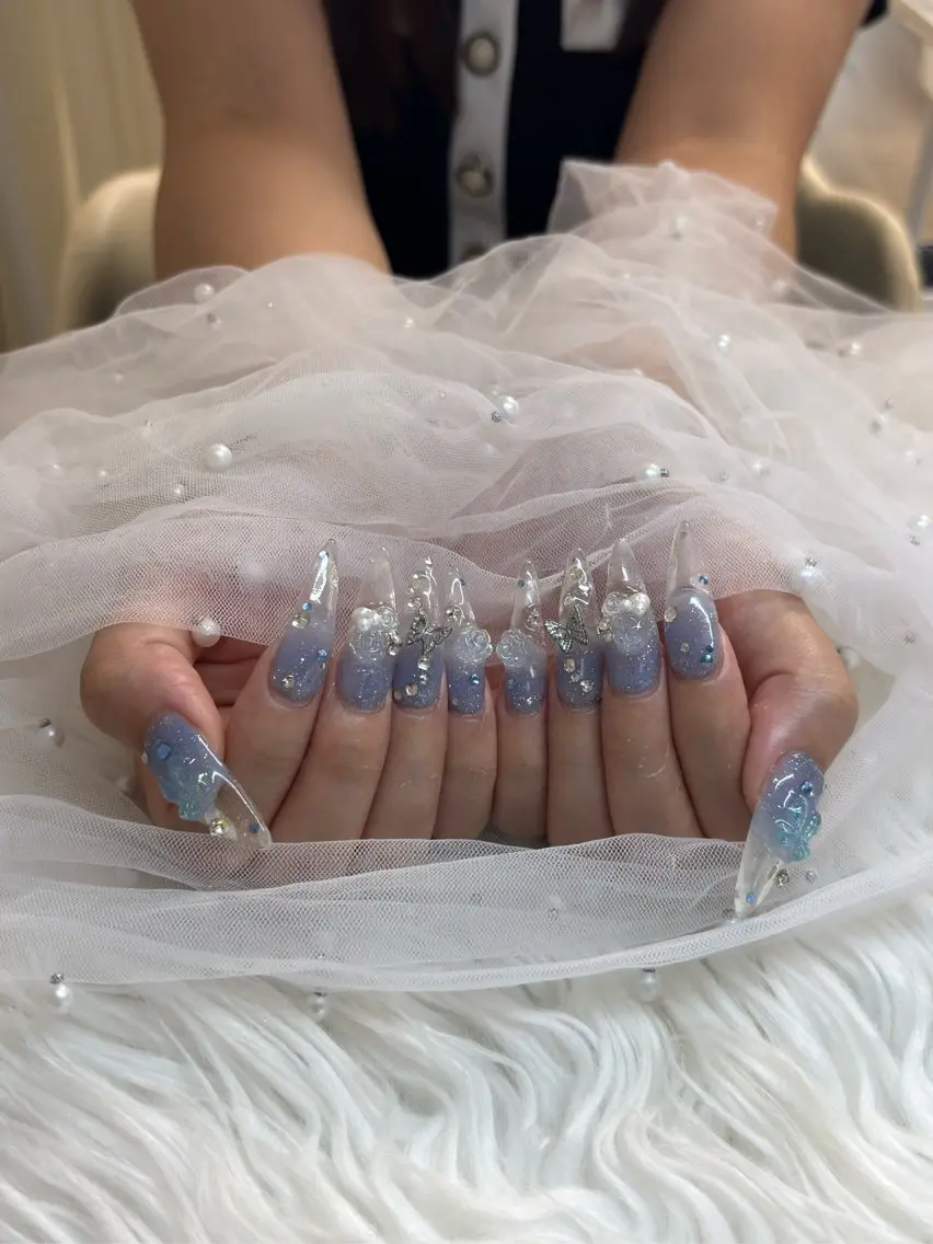ネイル ハンドネイル PLATA 未来のネイルデザイン