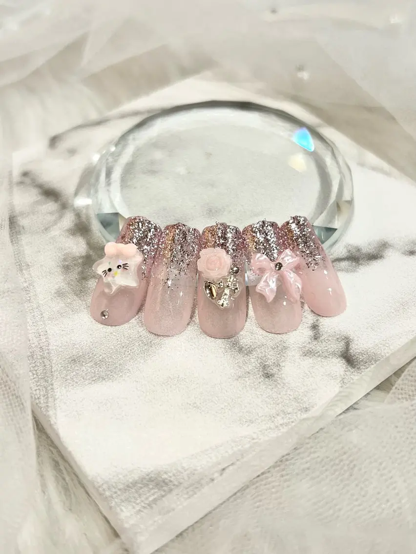 ネイル zir  nail 🕊️💗RIOのネイルデザイン
