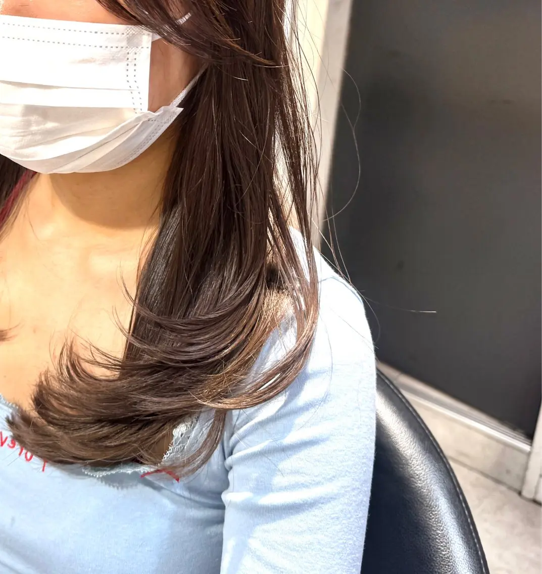 ミディアム カラー レイヤーカット カット ヘッドスパ 似合う髪型が 分からない方へのヘアスタイル
