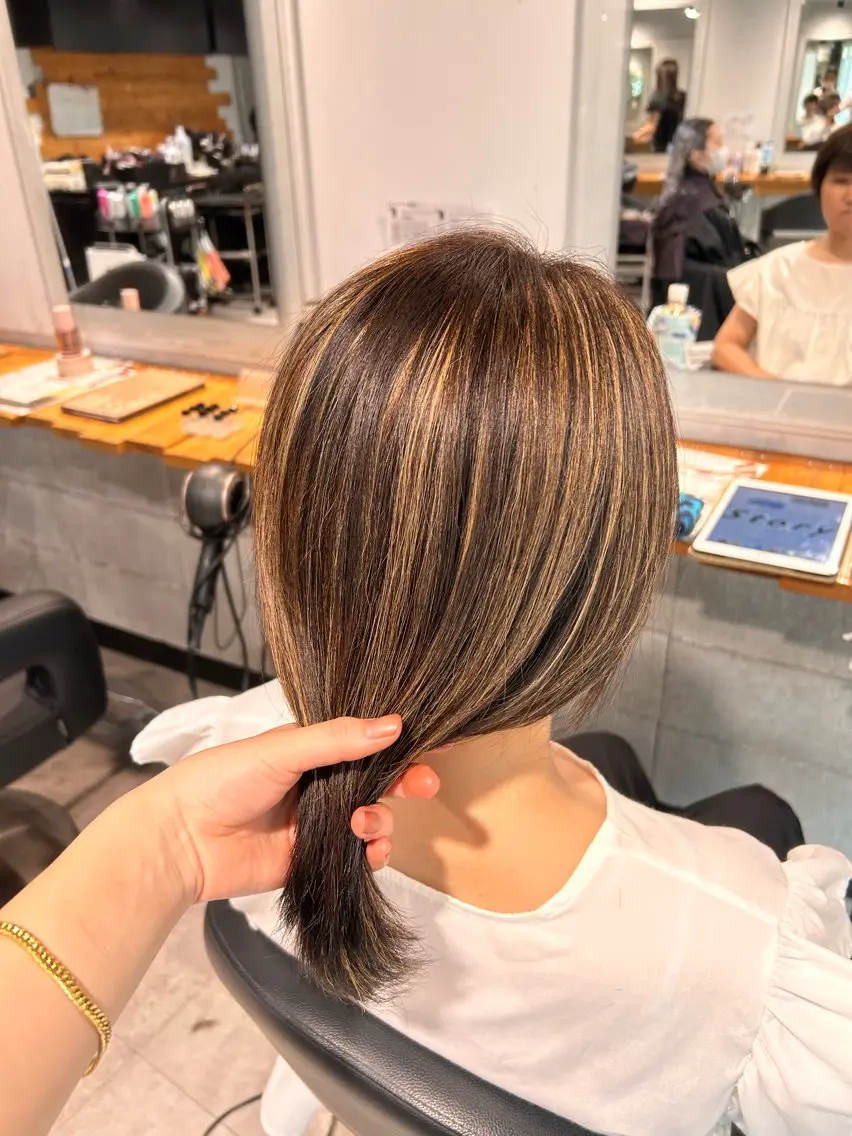 セミロング ハイライト レイヤーStyle 🪽菜々実のヘアスタイル