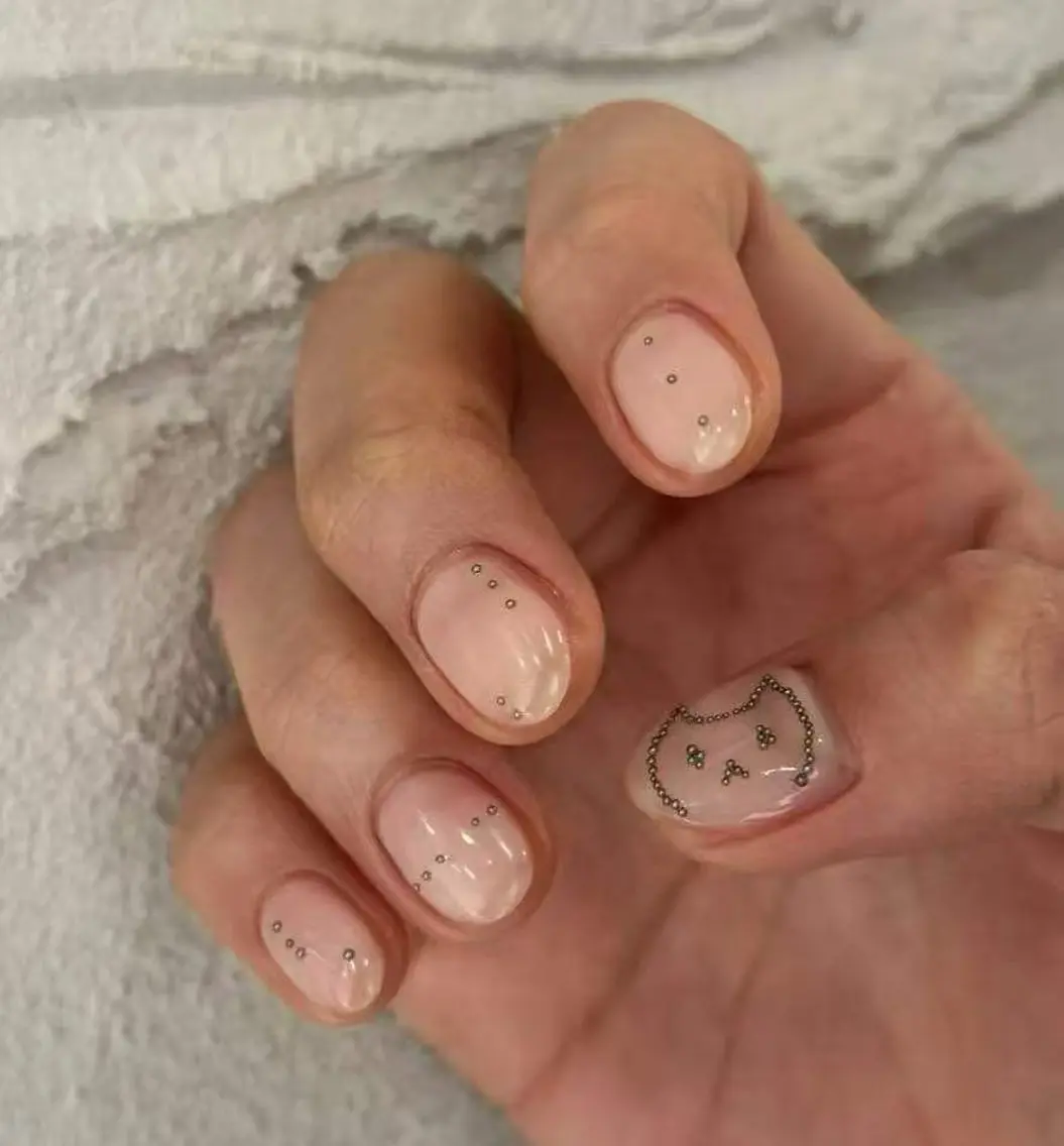 ネイル フラワーネイル フレンチネイル ジェルネイル ガラスフレンチ ハート ハンドネイル BabyYouMi nailのネイルデザイン