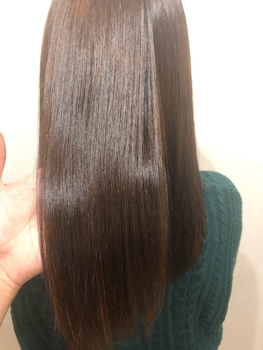 ボブ​〜​ロングまで　似合わせカット＋ヘアカラー　ロング料金込みヘアマスクトリートメントサービスの写真