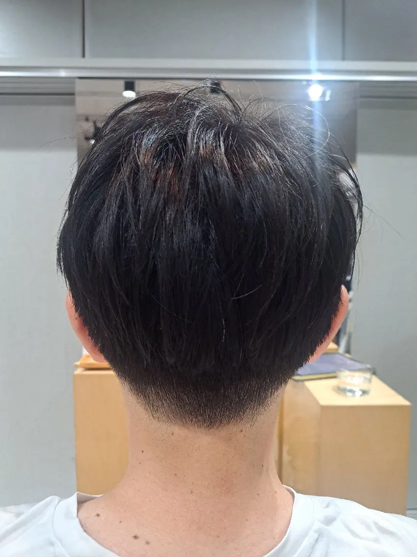 ショート クボ タのヘアスタイル