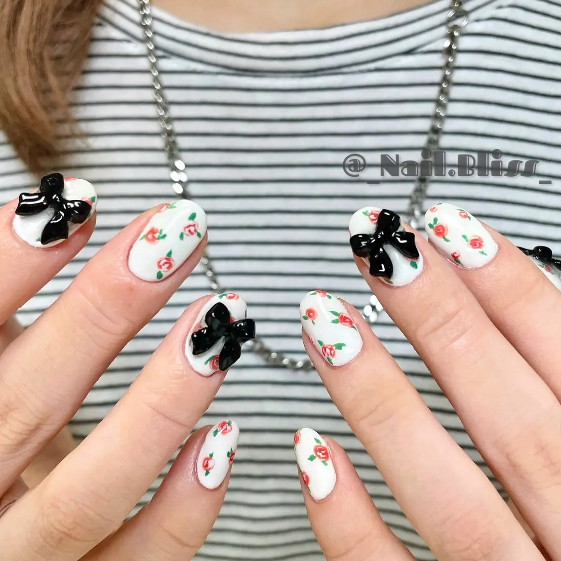 ネイル 持ち込み リボン ハンドネイル NAIL BLISSのネイルデザイン