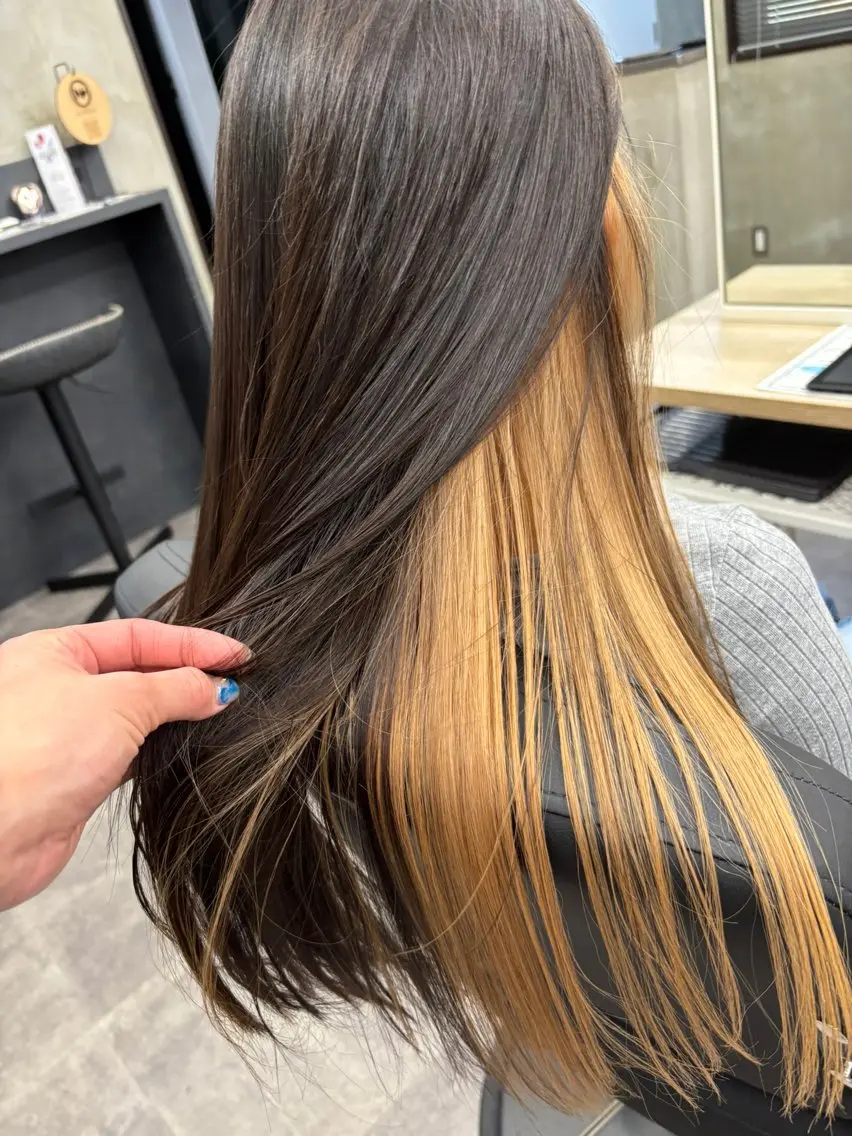 ロング カラー キッズ ブラウンカラー インナーカラー 大谷 杏菜のヘアスタイル