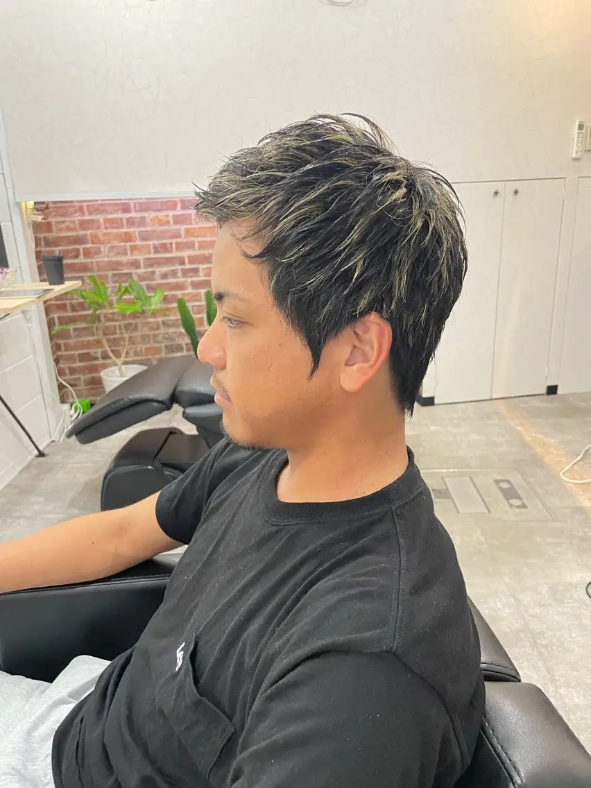 ショート カラー メンズ メンズハイライト メンズメッシュ ハイライトカラー メッシュ ハイライト 💈メンズパーマ &ハイライト南谷💈のヘアスタイル