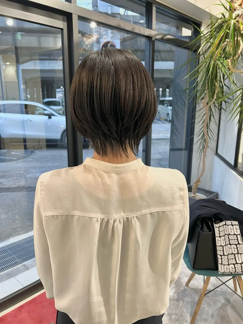 ショート ボブ ウルフカット カット トリートメント 黒阪 なみのヘアスタイル