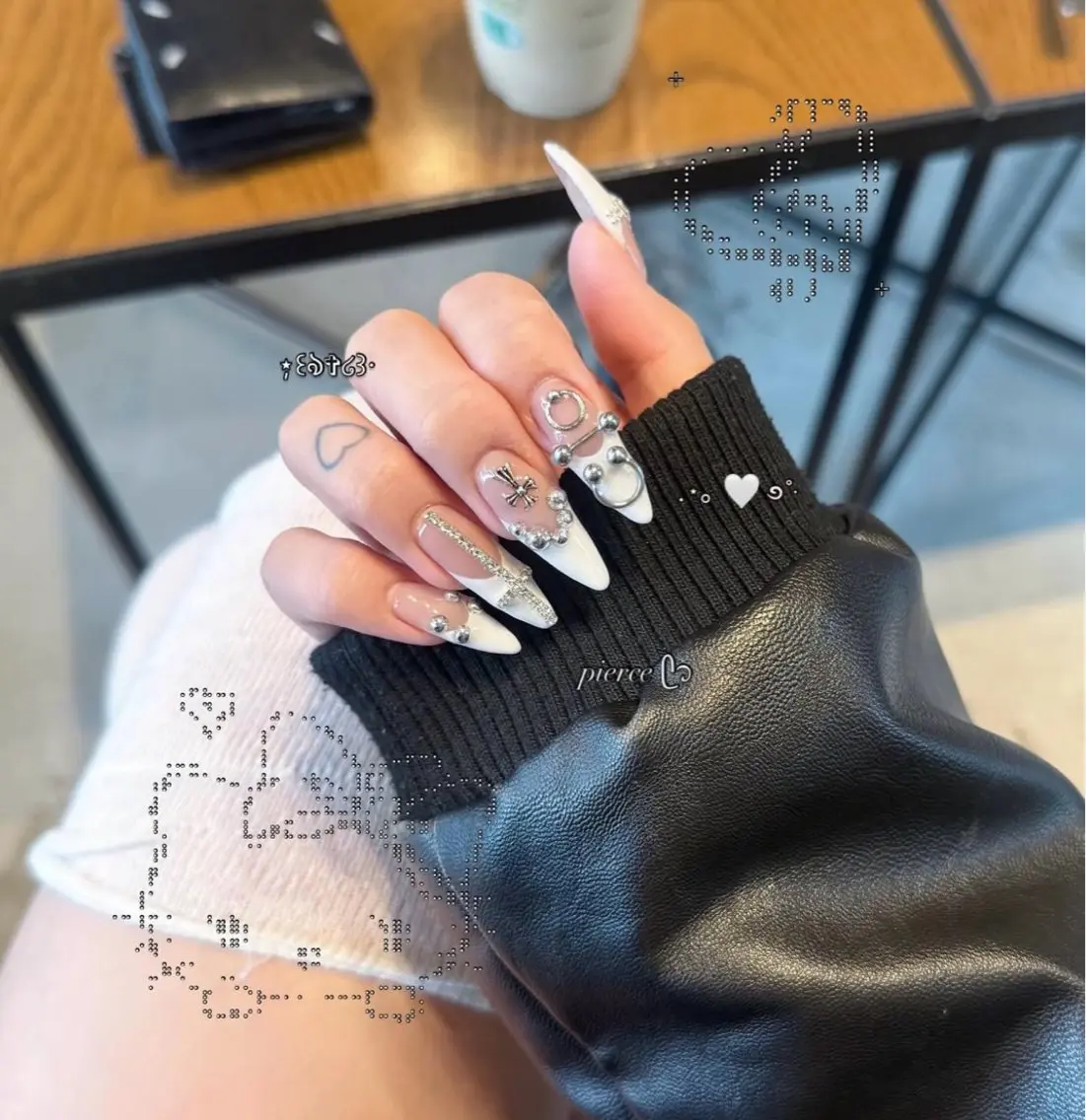 ネイル ハンドネイル BERA NAILSのネイルデザイン