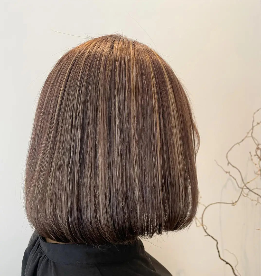 ショート カラー ハイライトカラー ハイライト ブリーチ👩‍🦳/ ‪✂︎MANAMIのヘアスタイル