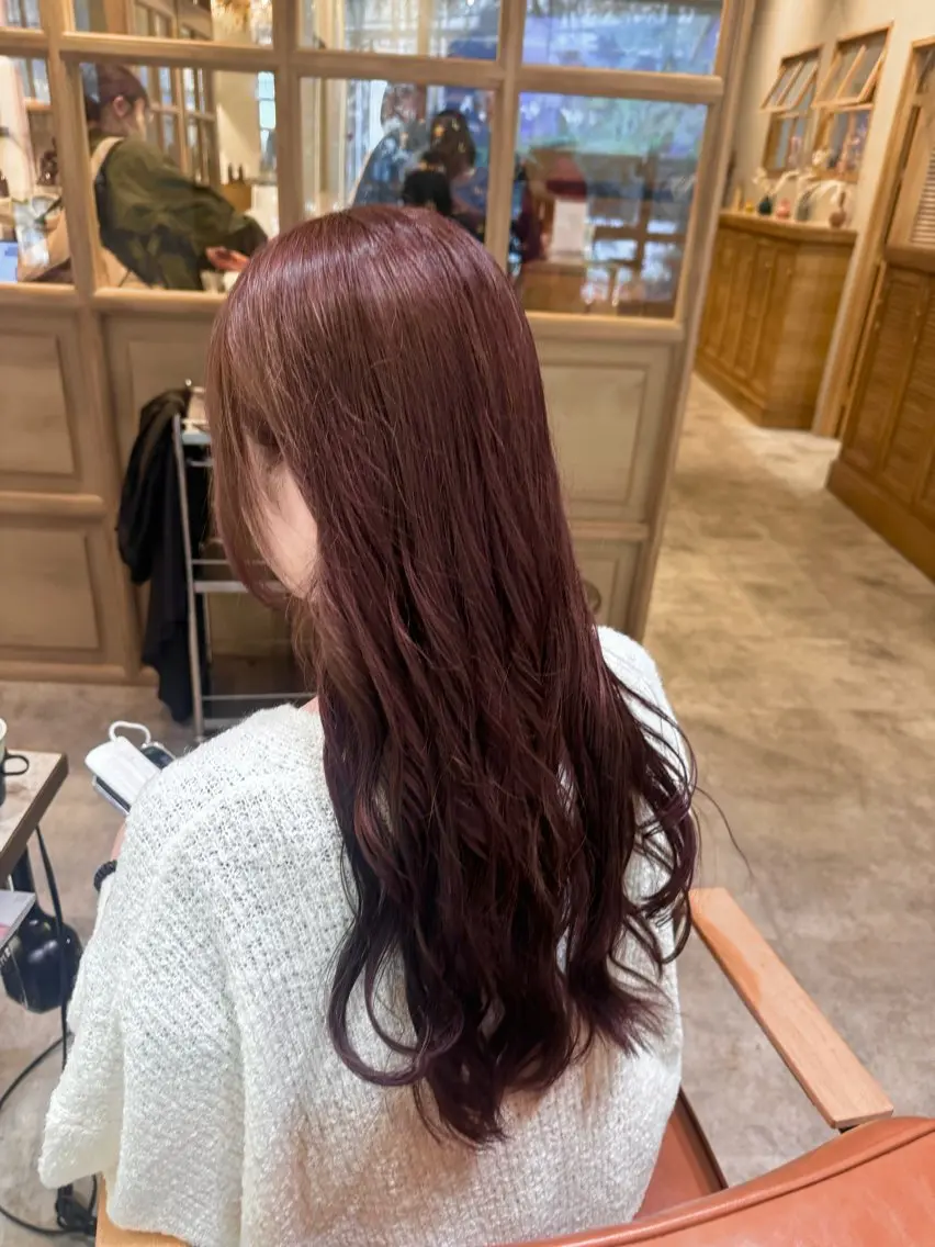 ロング カラー カシス レッドカラー ☁️olelo国立 ☁️Minoriのヘアスタイル