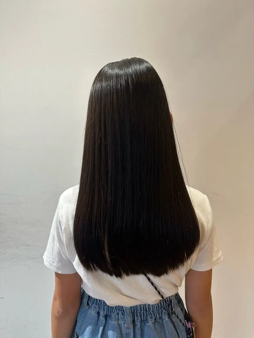 ロング パーマ くせ毛 縮毛矯正 こがねざわみさき 🦭透明感カラーのヘアスタイル