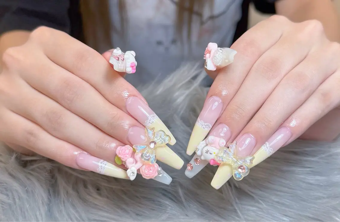 ネイル ハンドネイル ハンドケア Anh Nail 歌舞伎町のネイルデザイン