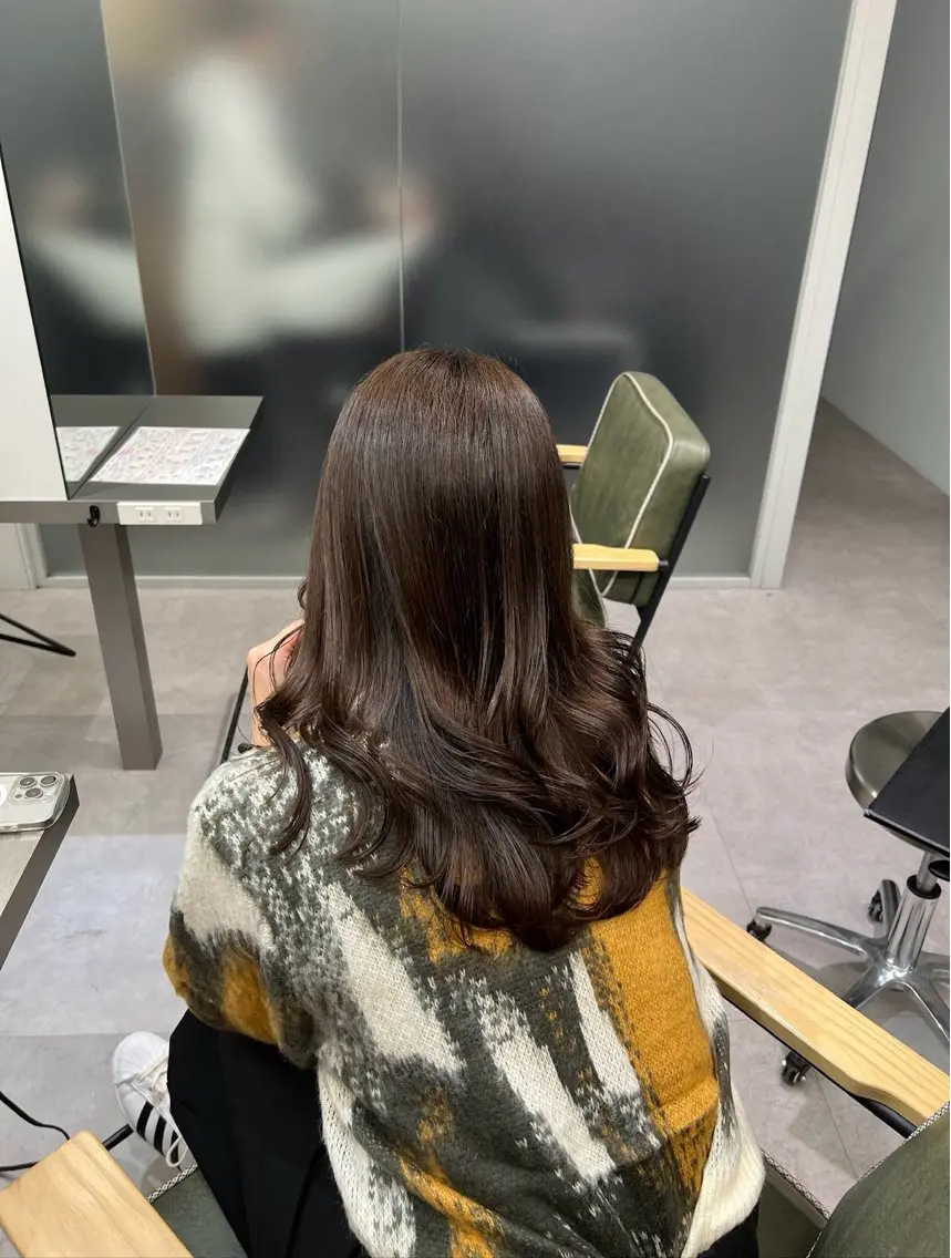 ロング カラー ベージュカラー ブリーチ ブリーチなしカラー 学生 トリートメント ヘアカラー 仙台/ベージュ／ 艶カラー／三宅空翔のヘアスタイル