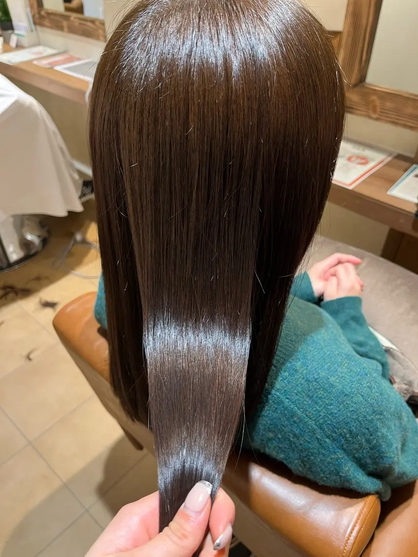 ミディアム アッシュ ヘアカラー end roll りんのヘアスタイル