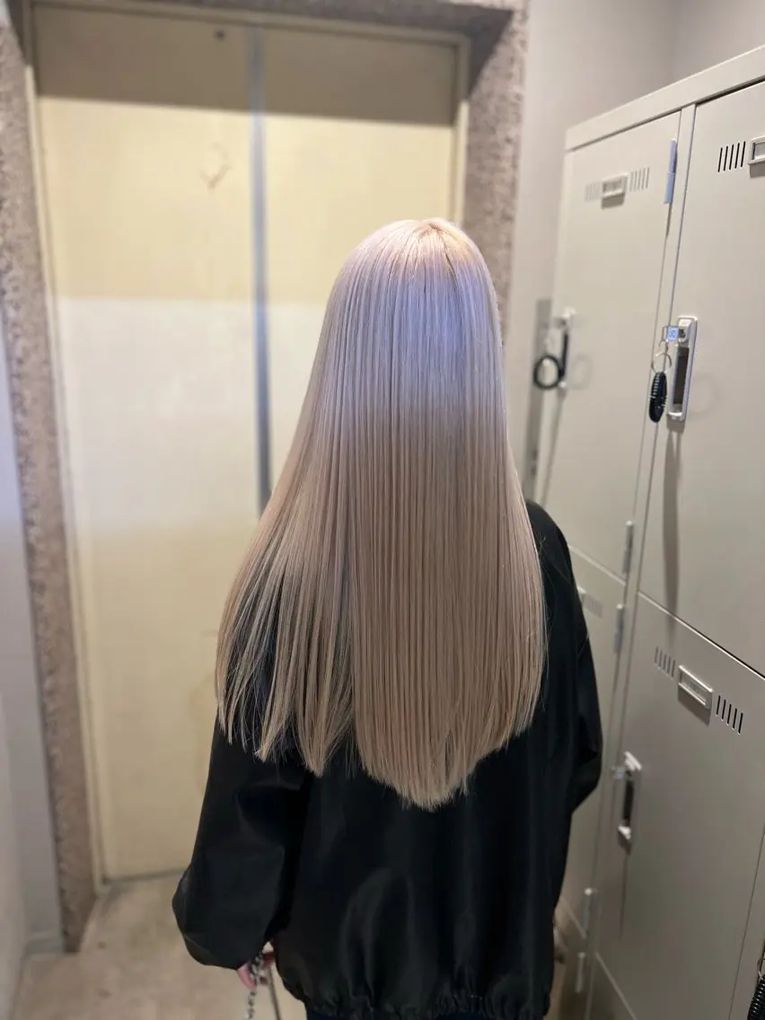 ロング カラー ヘアアレンジ カット ヘアカラー トリートメント ヘッドスパ ヘアセット 💍透明感×韓流ハイ トーン💍RYUTAのヘアスタイル