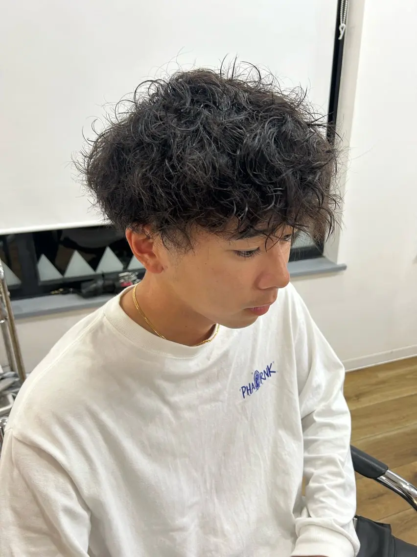 メンズ カット パーマ ⭐️美髪矯正　透明感 nobuのヘアスタイル