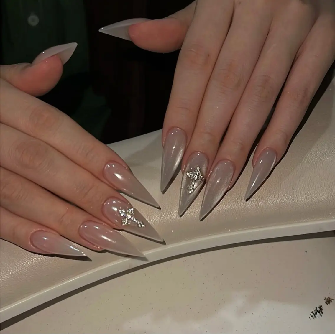 ネイル 韓国ネイル ニュアンスネイル シンプルネイル ワンホンネイル Nihonthy Nail 新宿のネイルデザイン