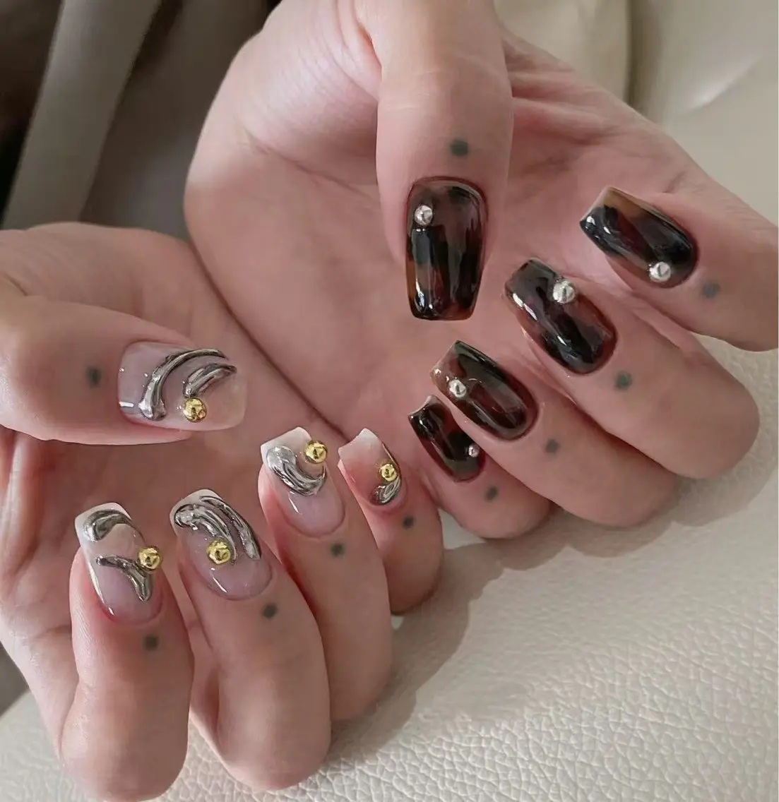 ネイル オーロラネイル フラワーネイル フットネイル フレンチネイル ジェルネイル ハンドネイル BabyYouMi nailのネイルデザイン