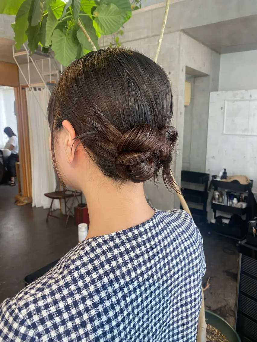 ミディアム カラー パーマ ヘアアレンジ ヘアセット モリモト サナのヘアスタイル