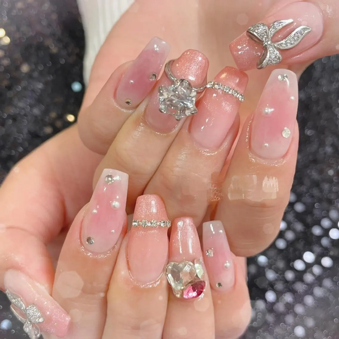 ネイル リボン ハンドネイル ハンドケア MoON...❤︎ MeGuのネイルデザイン
